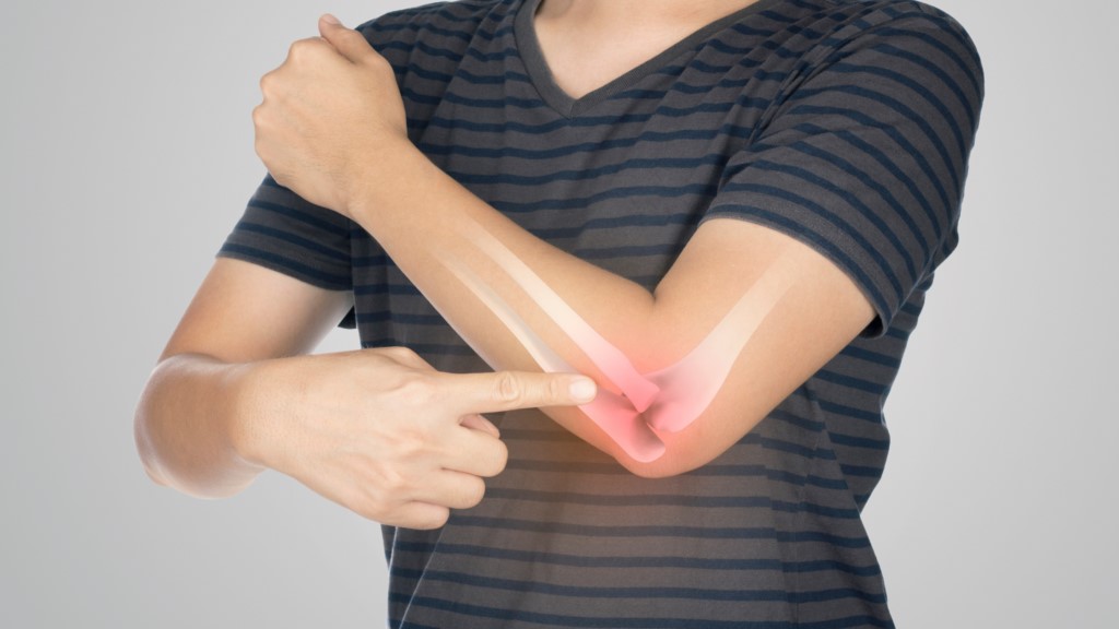 علائم آرتروز آرنج چیست